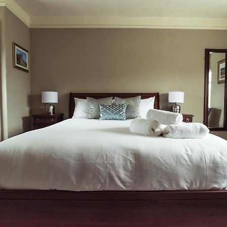 The Greyhound Inn Taunton Ngoại thất bức ảnh